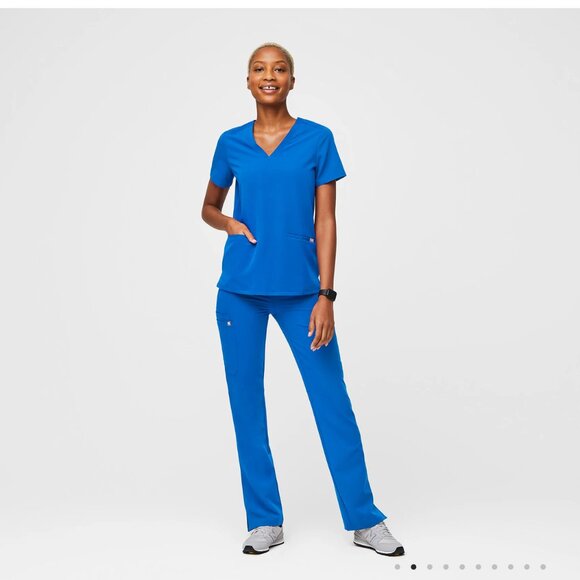 Figs Cargo Set royal Blue top is NWT Casma, bottoms Kade Cargo both size 4X - Picture 1 of 16